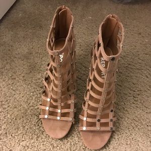 Size 9 Chucky / Block Heels